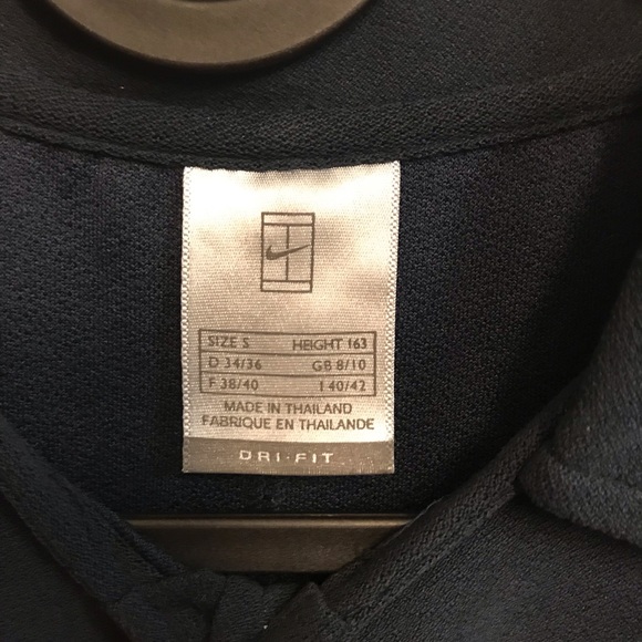 Vintage Nike Collared T shirt - Picture 6 of 6